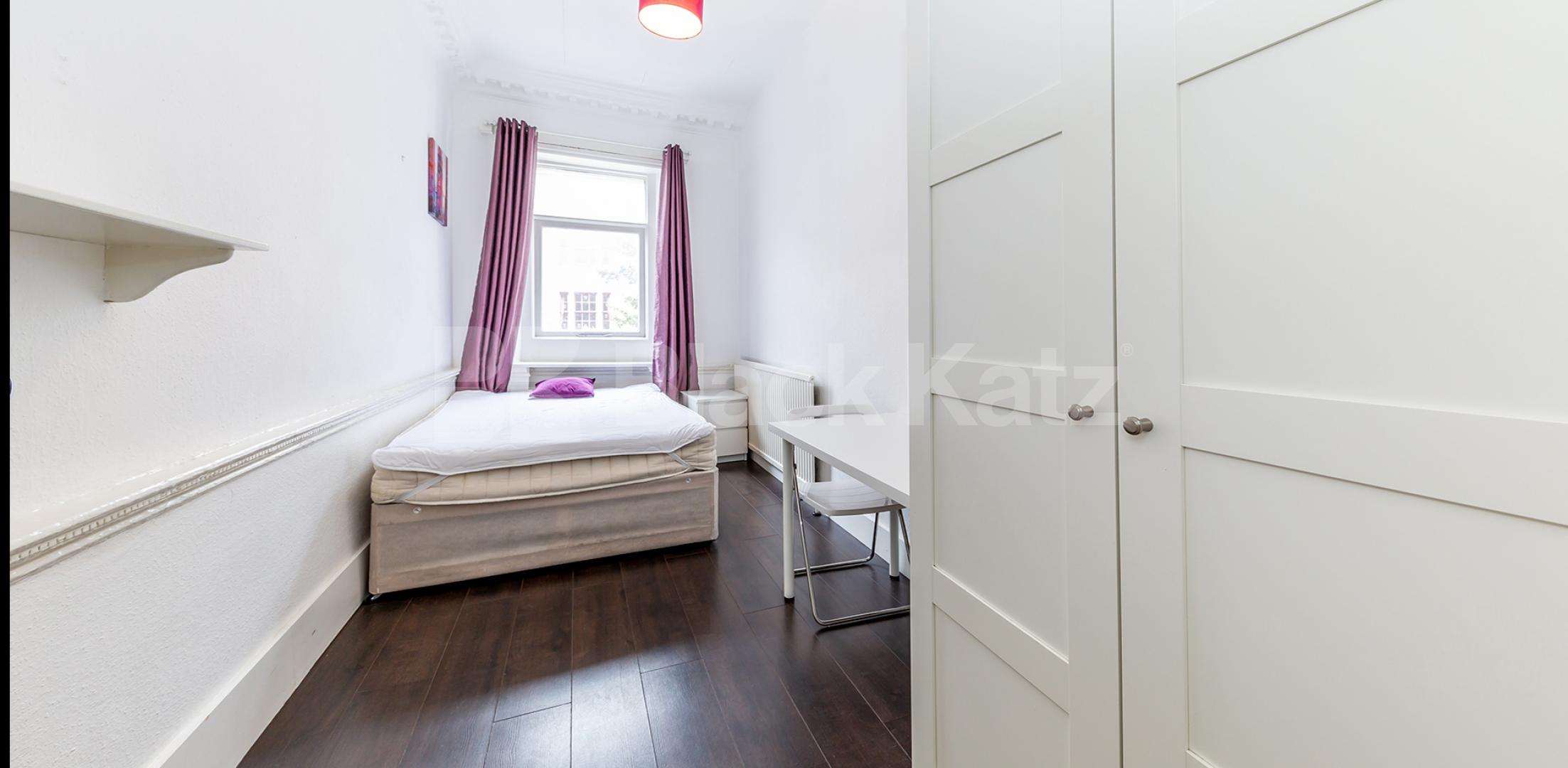Perfect for students at ucl, soas , central zone 1 location Goodge Street, Tottenham Court Road